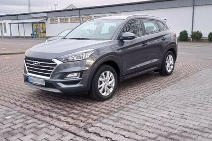 Hyundai TUCSON 117.000 km 21.800 € Frankfurt am Main 60486