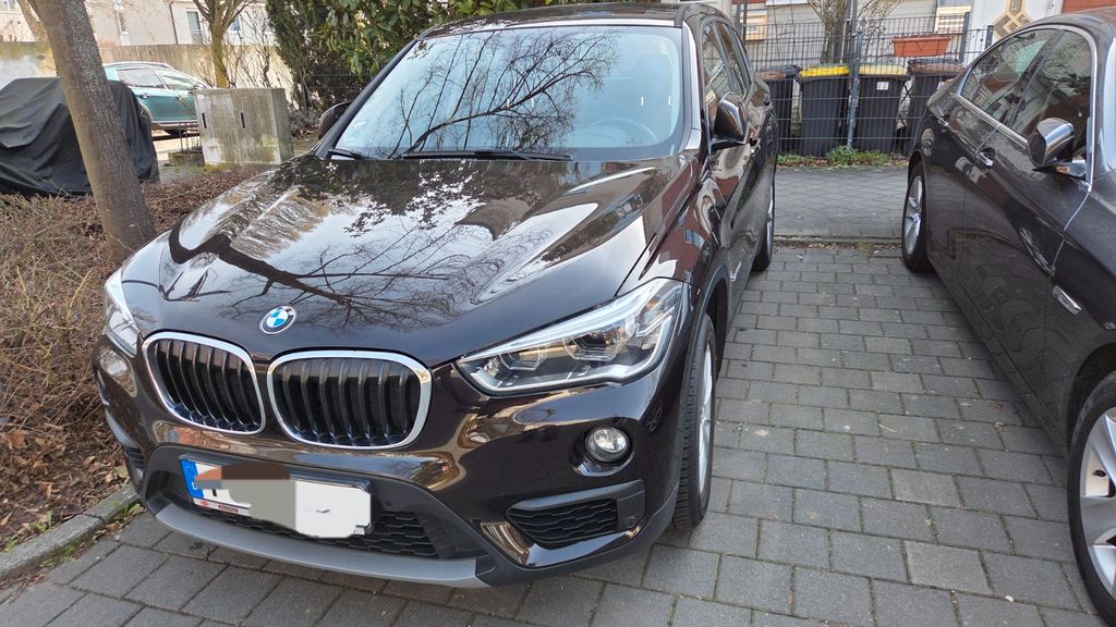 BMW X1 61.500 km 17.300 &euro; Frankfurt 60389