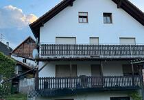 Mehrfamilienhaus