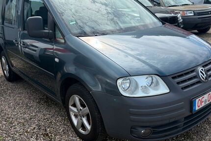 VW Caddy 220.000 km 1.490 &euro; Dreieich 63303