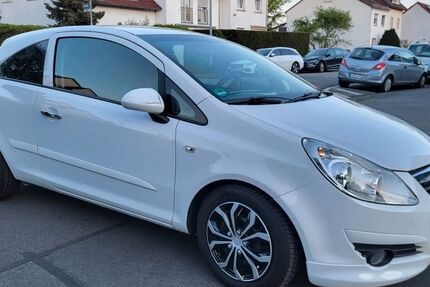 Opel Corsa 115.000 km 3.300 &euro; Rüsselsheim am Main 65428