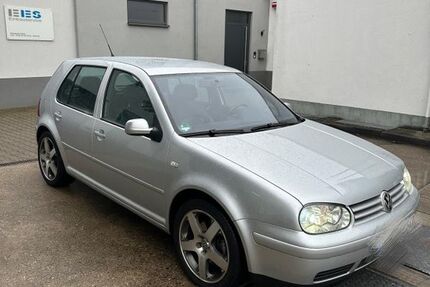 VW Golf 340.000 km 4.900 &euro; Mörfelden Walldorf 65456