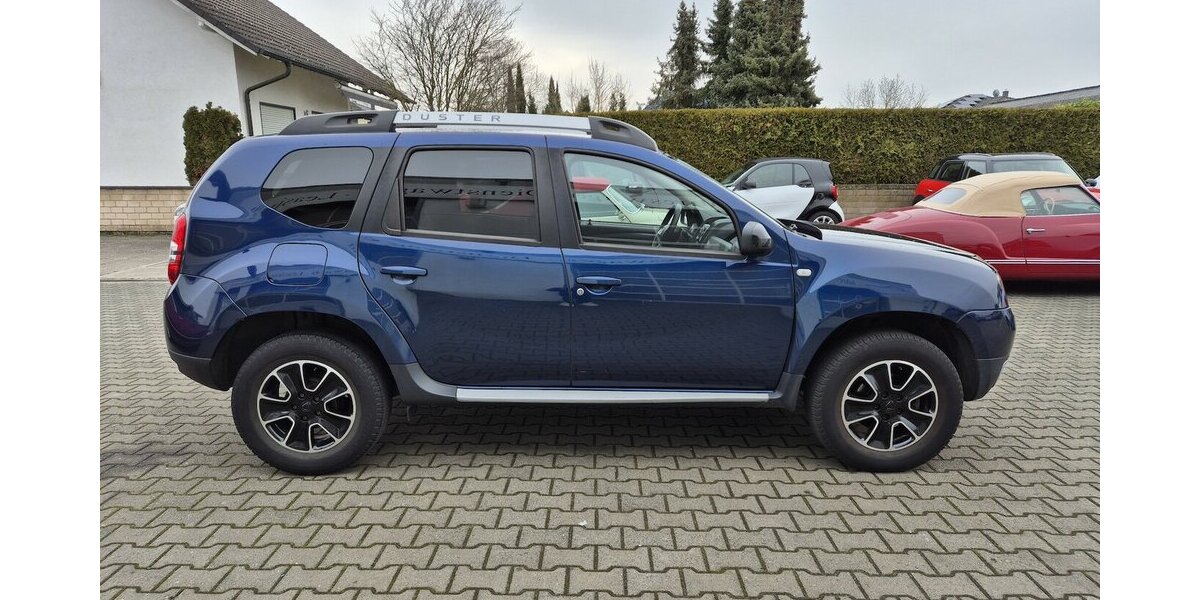 Dacia Duster 1,2l Black Shadow 4x2 Klima, Einparkhilfe h 119.200 km 6.490 &euro; Rodgau 63110