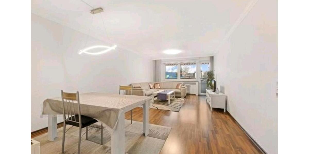 sehr schöne drei Zimmer wohnung 3 zimmer