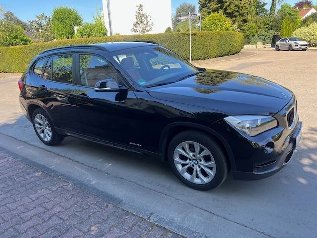 BMW X1 91.000 km 13.950 € Bad Homburg 61348