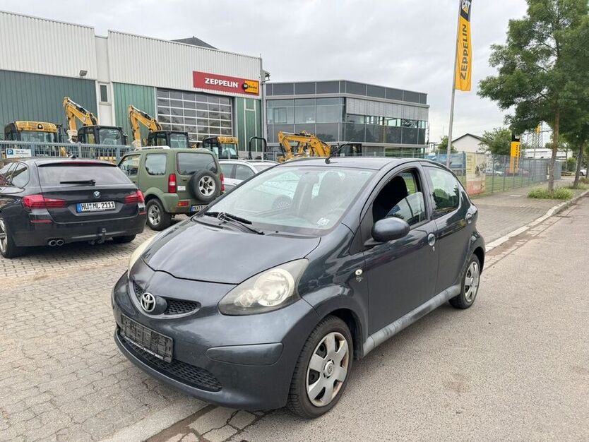 Aygo (X)