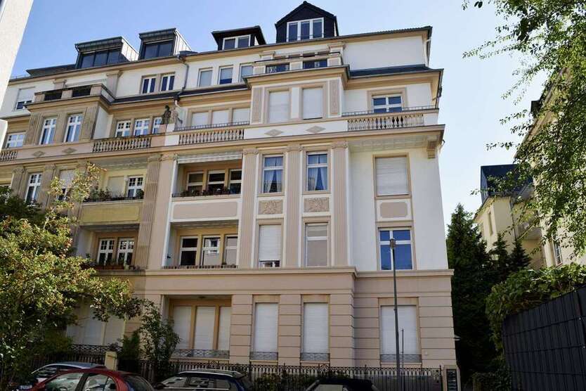 Wohnung zum Kaufen in Frankfurt 1.400.000 € 190 m²