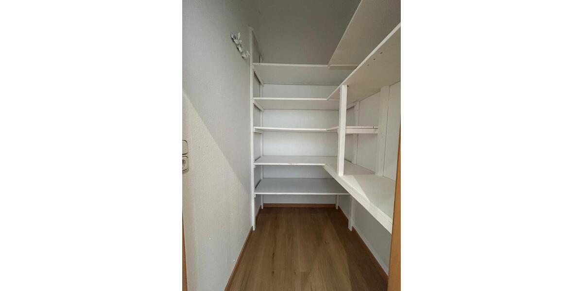 Erdgeschoßwohnung Offenbach am Main Buchrain - 2 Zimmer, 62 m&sup2;, 930&euro; | Angebot:26181057
