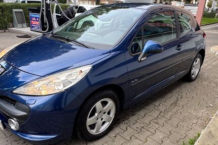 Peugeot 207 119.077 km 2.199 &euro; Frankfurt 60487