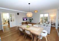Haus zum Mieten in Maintal 2.500 € 150 m²