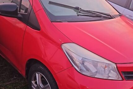 Toyota Yaris 184.000 km 3.390 &euro; Darmstadt 64295