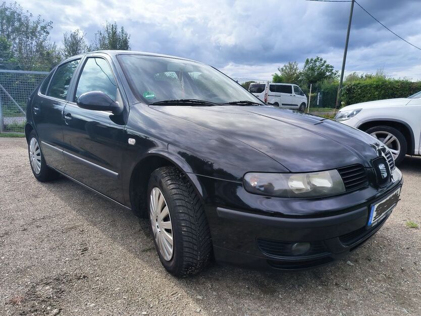Seat Leon 144.000 km 2.400 € Frankfurt am Main 60488