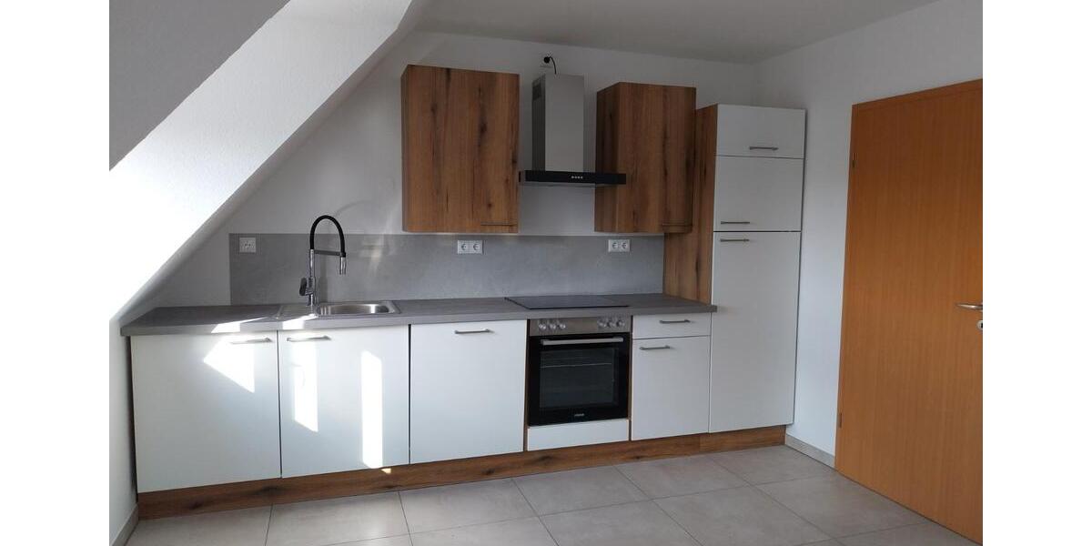 Dachgeschoßwohnung Aschaffenburg Damm - 2 Zimmer, 68 m&sup2;, 780&euro; | Angebot:26327168