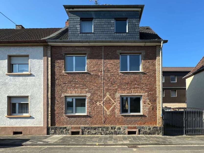 Haus zum Kaufen in Hanau 449.000 € 147 m²