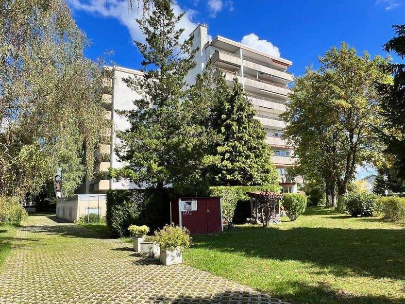 Sanierte 1 Zimmer Eigentumswohnung mit Balkon, Kfz-Stellplatz, Aufzug - vermietet! 1 zimmer