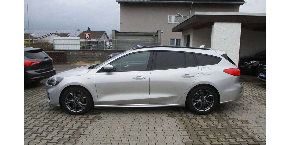 Ford Focus 86.058 km 13.899 &euro; Babenhausen 64832