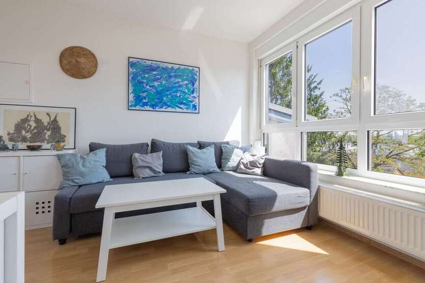 Wohnung zum Kaufen in Frankfurt am Main 247.000 € 41.88 m²