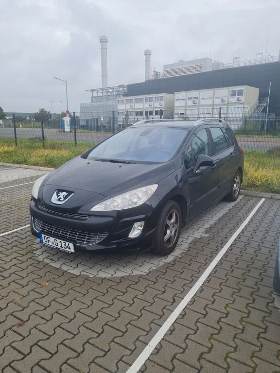 Peugeot 308 148.000 km 3.100 € Offenbach 63075