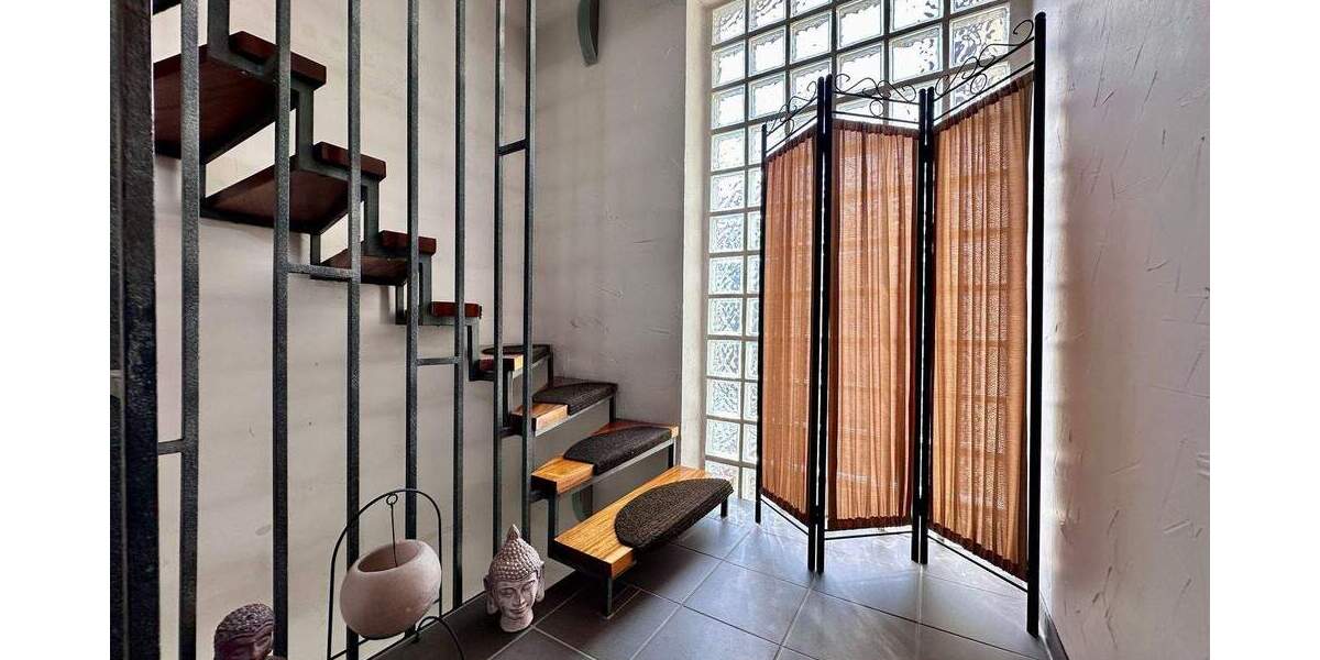 Mehrfamilienhaus, Wohnhaus Frankfurt am Main Schwanheim - 369.000&euro; | Angebot:25706154