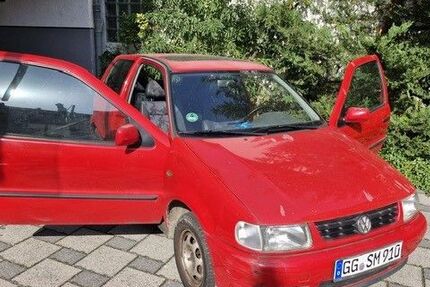 VW Polo 130.000 km 950 € Rüsselsheim am Main 65428