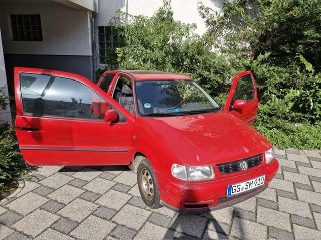 VW Polo 130.000 km 950 € Rüsselsheim am Main 65428