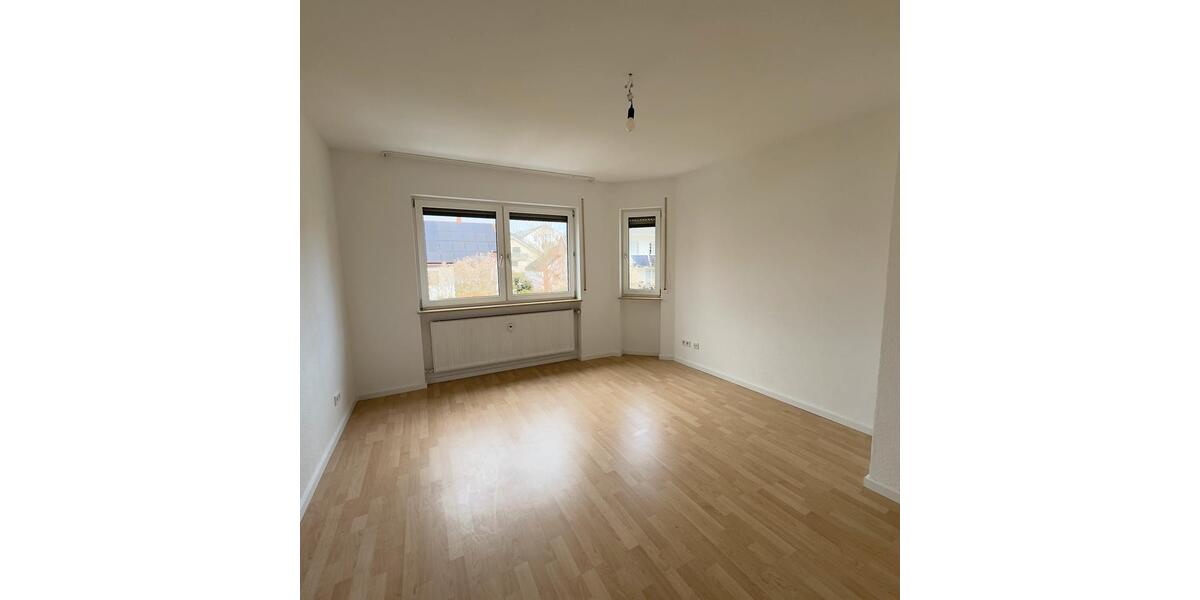 Dachgeschoßwohnung Dreieich - 3 Zimmer, 72 m&sup2;, 1.150&euro; | Angebot:26192141