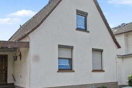 Haus Kelsterbach - 6 Zimmer, 120 m&sup2;, 450.000&euro; | Angebot:26998664