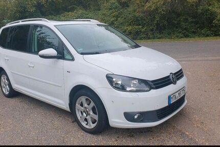 VW Touran 152.000 km 9.500 &euro; Hofheim am Taunus 65719