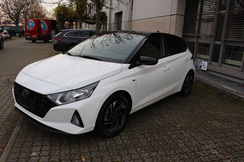 Hyundai i20 71.000 km 13.500 € Rüsselsheim 65428