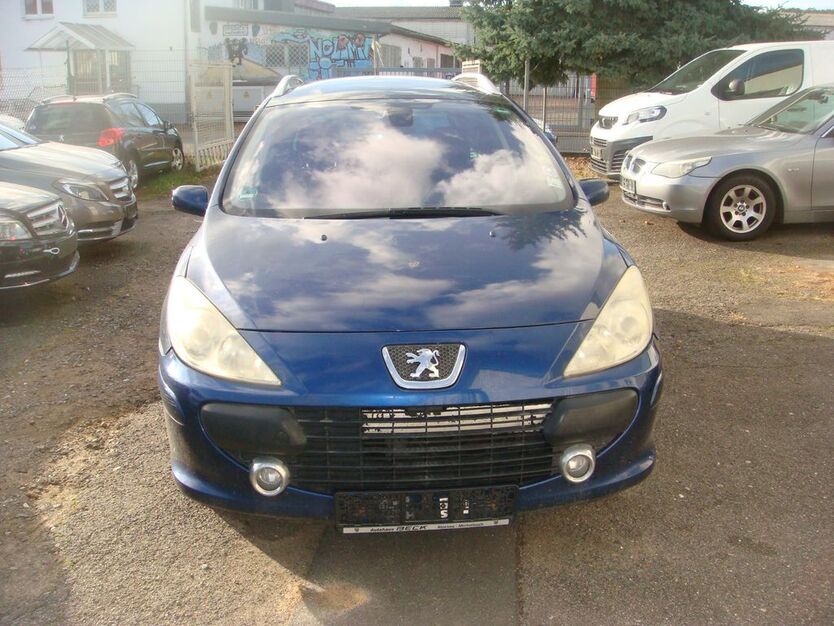 Peugeot 307 279.235 km 850 € Erlensee 63526