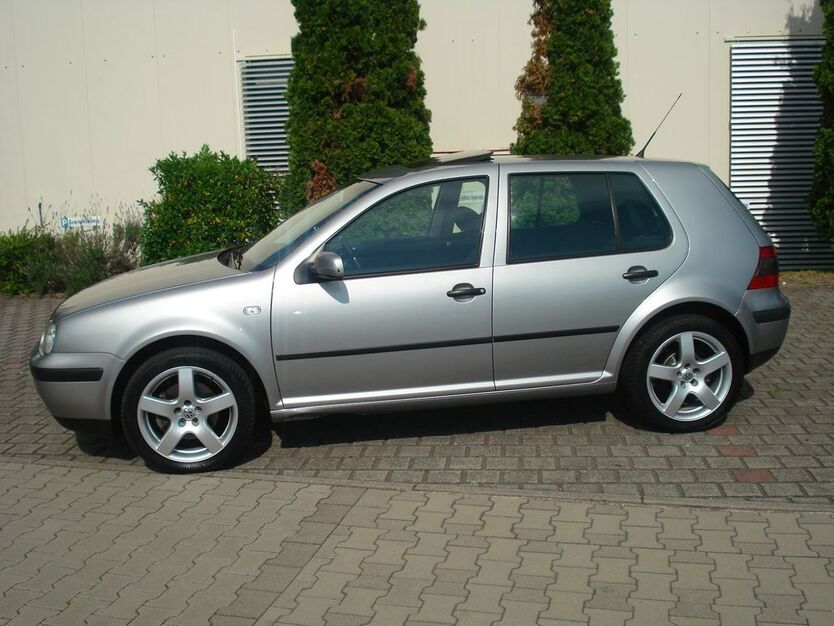 VW Golf 182.000 km 5.999 € Rödermark 63322