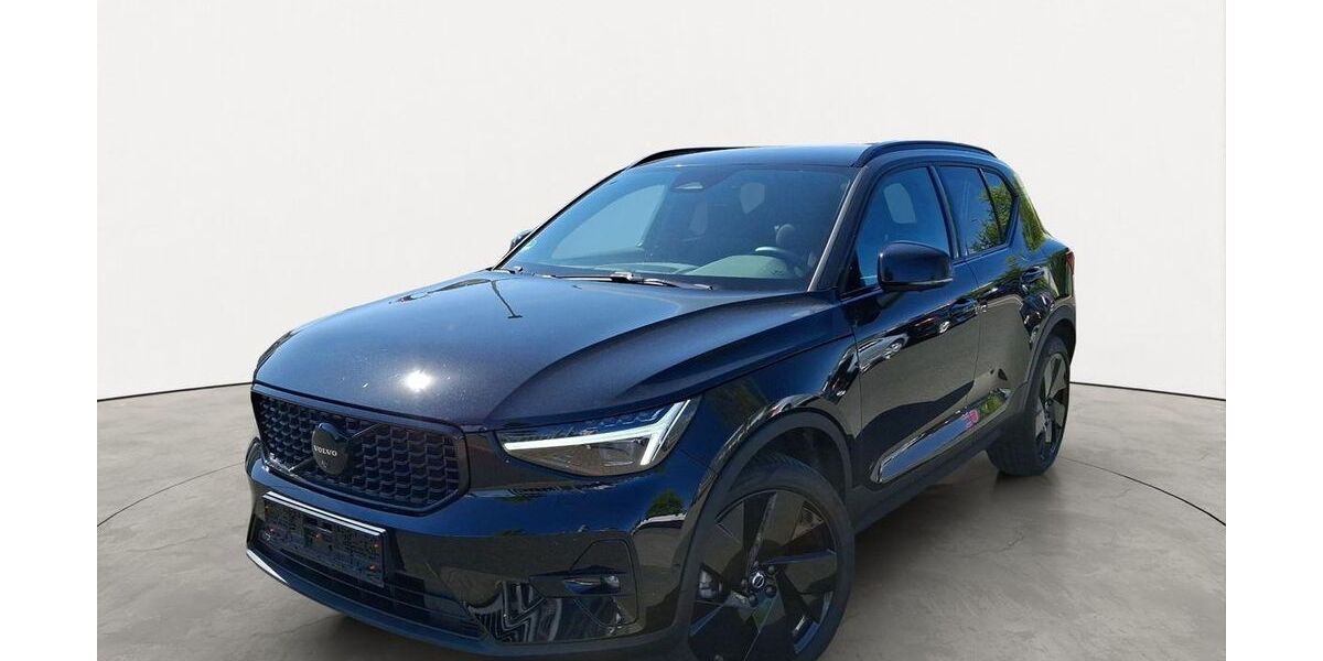 Volvo XC40 15.680 km 34.990 &euro; Friedberg 61169