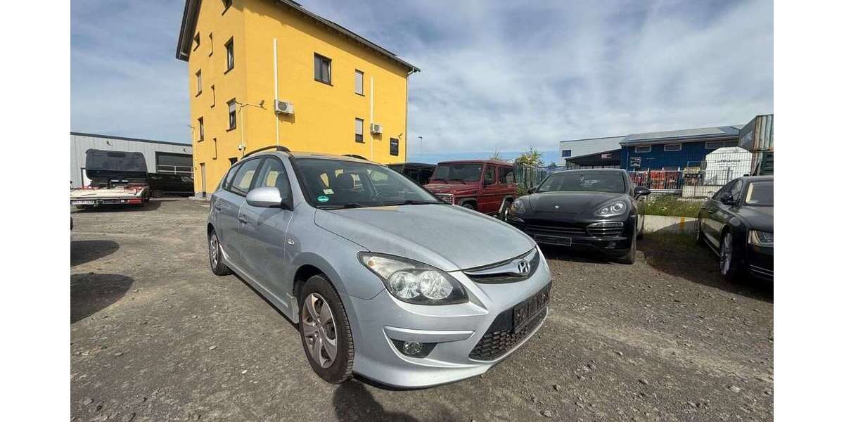 Hyundai i30 198.000 km 1.450 &euro; Friedberg 61169