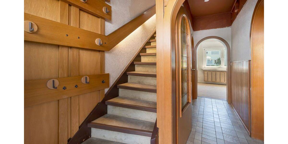 Reihenmittelhaus Frankfurt am Main Dornbusch - 4 Zimmer, 102 m&sup2;, 580.000&euro; | Angebot:26805151