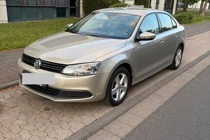 VW Jetta 105.500 km 8.250 &euro; Langen 63225