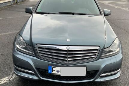 Mercedes-Benz C 250 196.000 km 9.200 &euro; Frankfurt am Main 60439