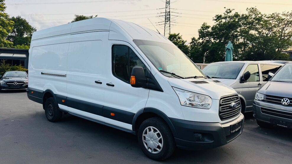 Ford Transit 150.000 km 13.799 € Frankfurt am Main 60486