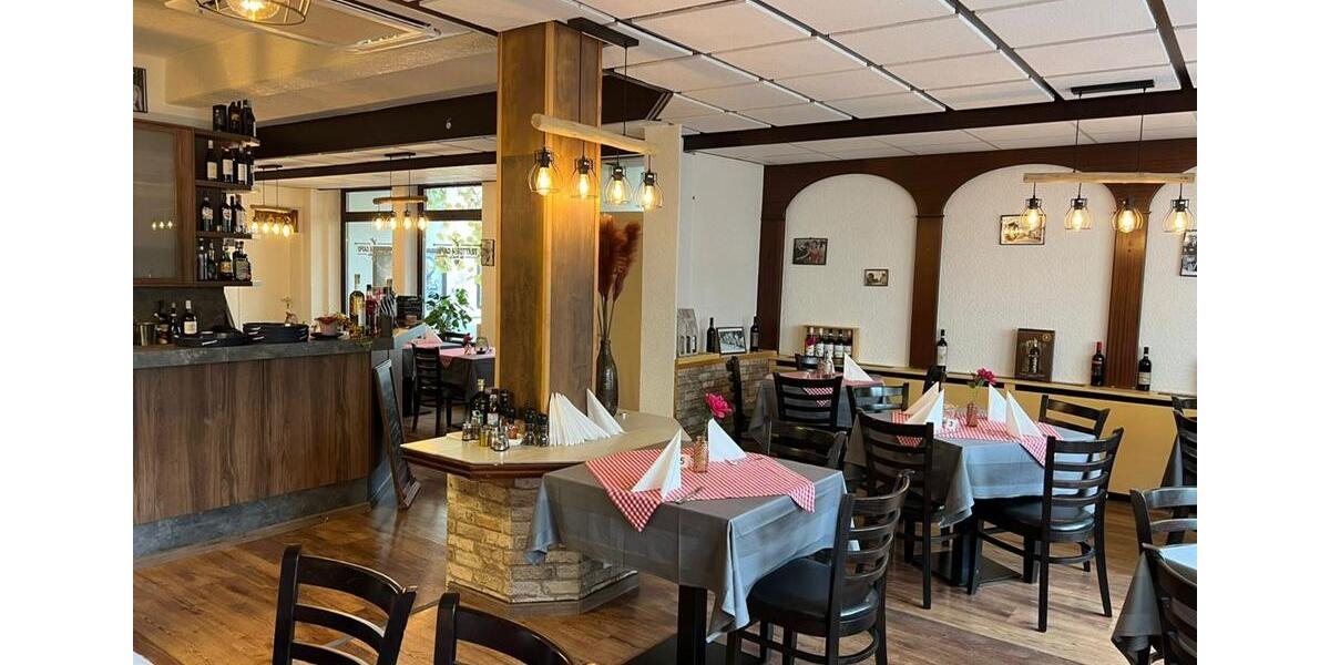 Stilvolle Vinothek mit Gastronomiebereich in zentraler Lage zimmer