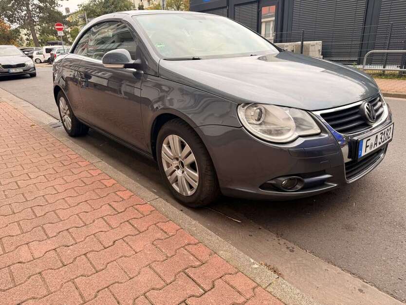 VW Eos 117.000 km 3.600 € Frankfurt 60326