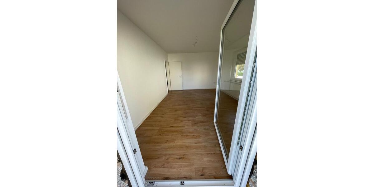 Erdgeschoßwohnung Gründau - 3 Zimmer, 63 m&sup2;, 855&euro; | Angebot:26282724