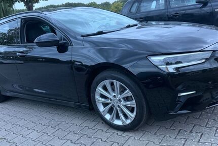 Opel Insignia 75.000 km 18.990 &euro; Rüsselsheim 65428