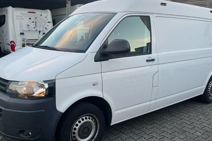 VW T5 Transporter 115.000 km 10.990 € Frankfurt am Main 65933