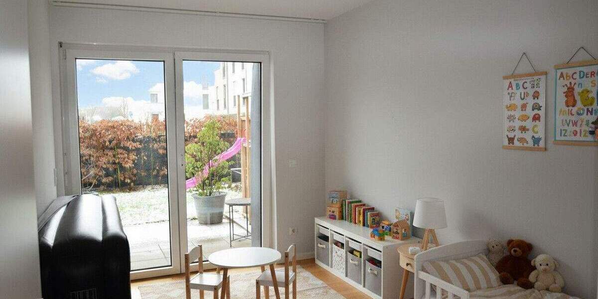 Helle moderne Erdgeschosswohnung mit eigenem Garten 3 zimmer