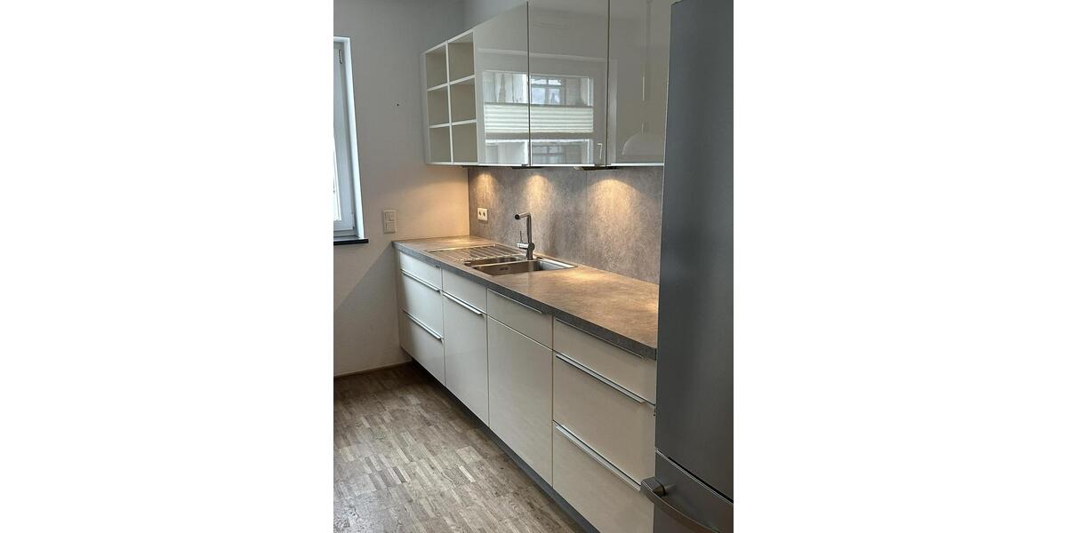 Etagenwohnung Hattersheim am Main - 2.5 Zimmer, 80 m&sup2;, 1.250&euro; | Angebot:25370323