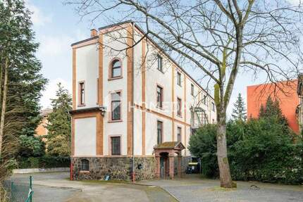 Modernisiertes Geschäftshaus mit Altbau-Flair & Umnutzungspotenzial in Hanau-Zentrum 1 zimmer