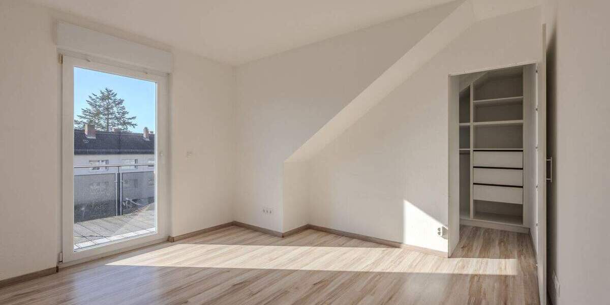 Etagenwohnung Frankfurt am Main Niederrad - 4 Zimmer, 133 m&sup2;, 599.500&euro; | Angebot:25691024