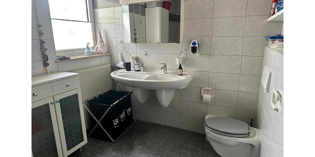 Erdgeschoßwohnung Freigericht - 4 Zimmer, 112 m&sup2;, 1.040&euro; | Angebot:26268497