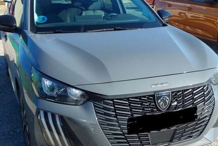 Peugeot 208 20.643 km 19.480 &euro; Rüsselsheim 65428