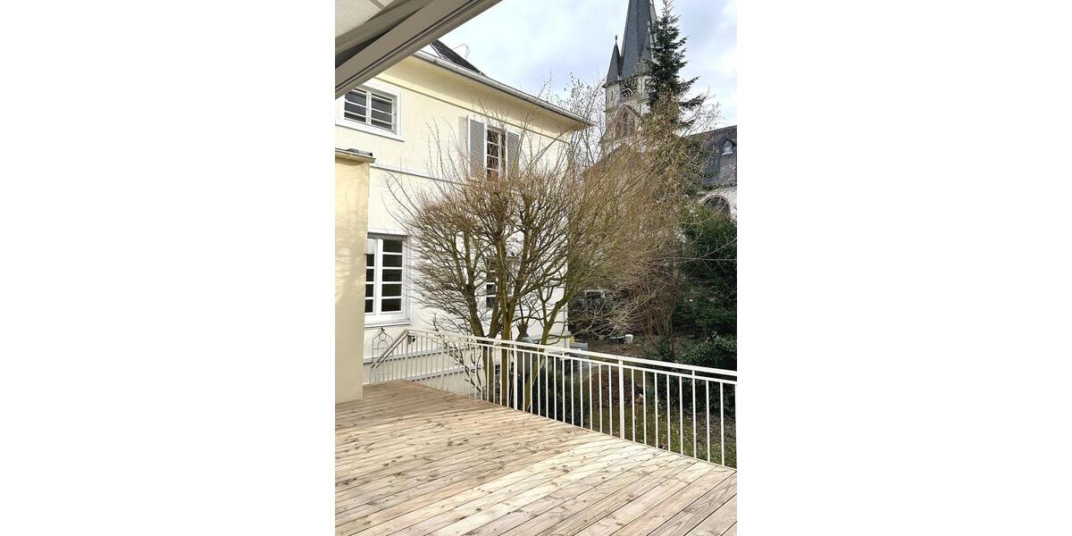 Doppelhaushälfte Bad Homburg vor der Höhe Gonzenheim - 3.5 Zimmer, 150 m&sup2;, 2.600&euro; | Angebot:26144498
