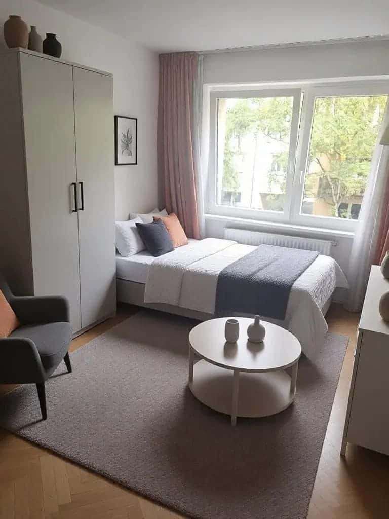 WG-Zimmer in Frankfurt am Main 680 € 14.5 m² zimmer